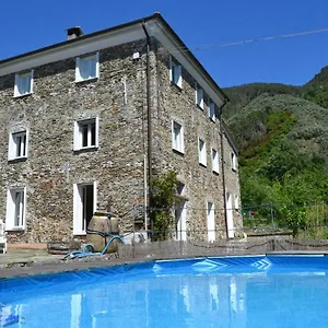 Nespolo Villa